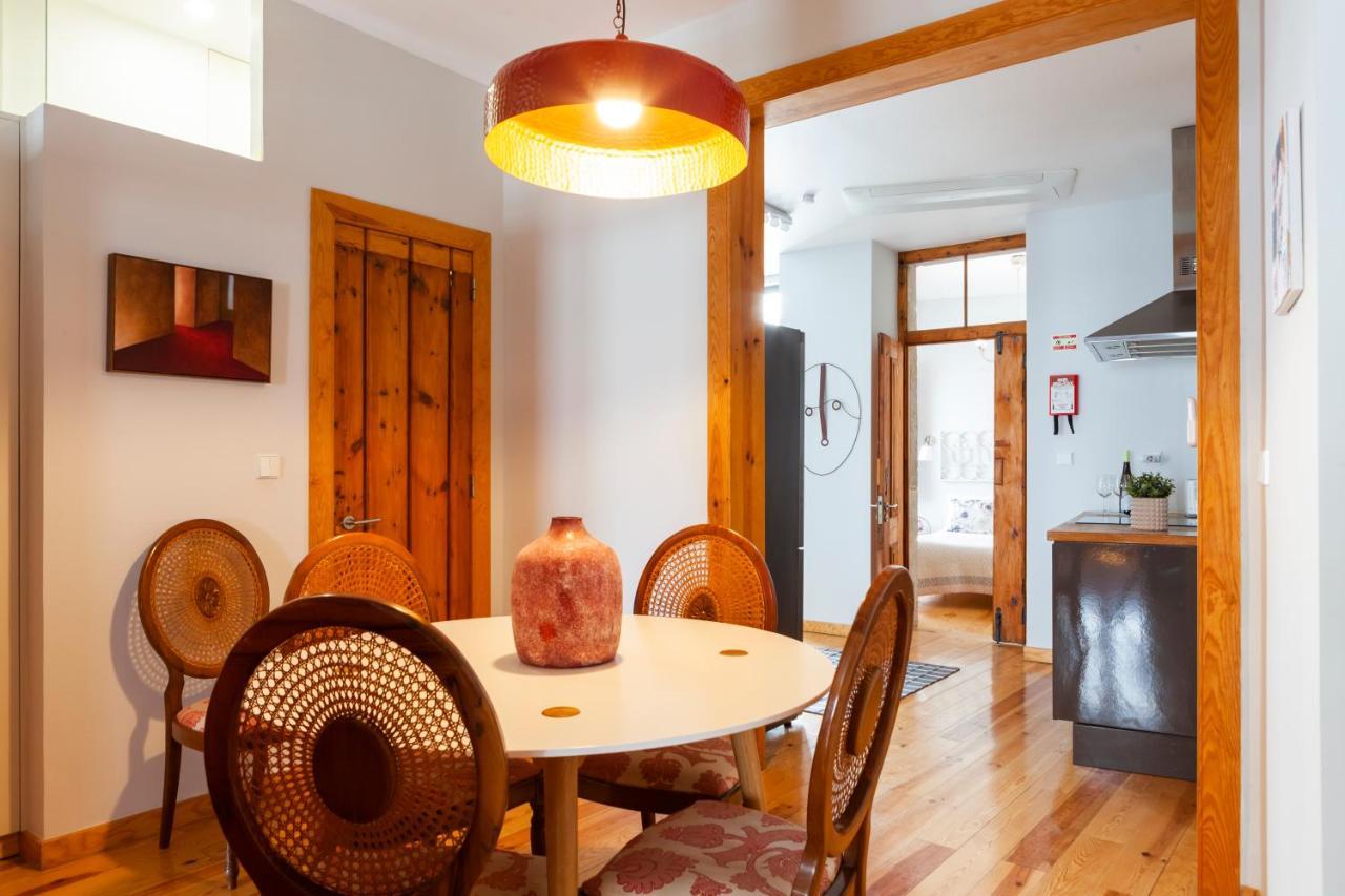 Alfama Terrace Apartment With Authentic XVIII Tiles And Historic Notes 3 Bedrooms & 2 Bathrooms Ac Lisboa Екстериор снимка