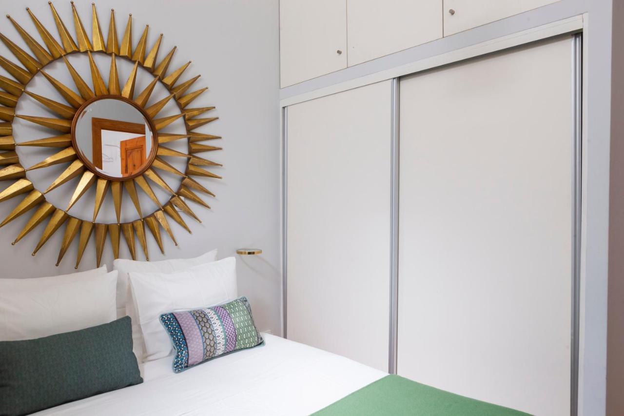 Alfama Terrace Apartment With Authentic XVIII Tiles And Historic Notes 3 Bedrooms & 2 Bathrooms Ac Lisboa Екстериор снимка