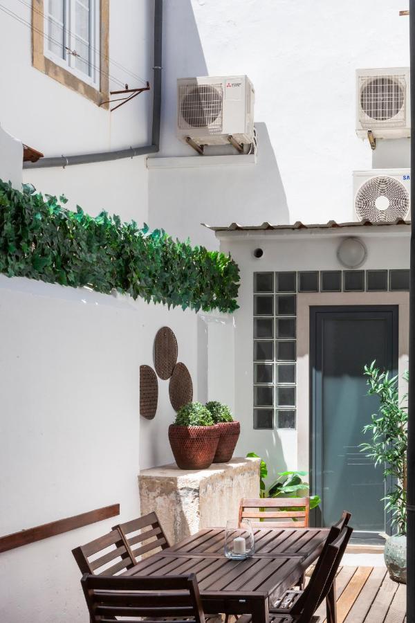 Alfama Terrace Apartment With Authentic XVIII Tiles And Historic Notes 3 Bedrooms & 2 Bathrooms Ac Lisboa Екстериор снимка